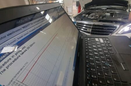 Top Up Coolant Mercedes: Quick Guide & Fluids