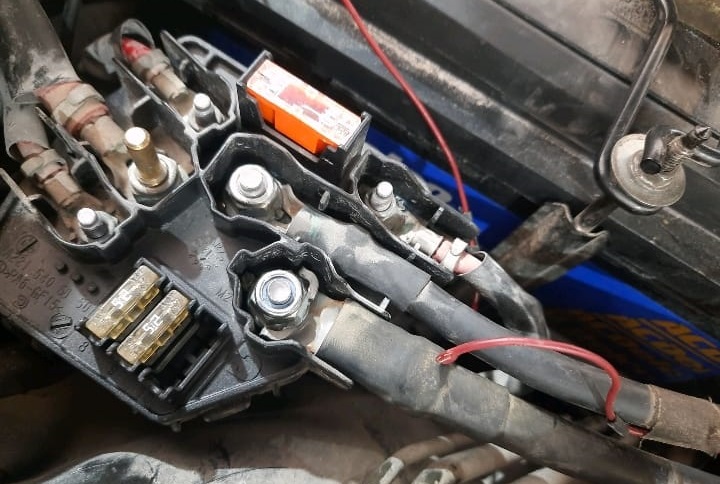 Mercedes Battery Not Charging