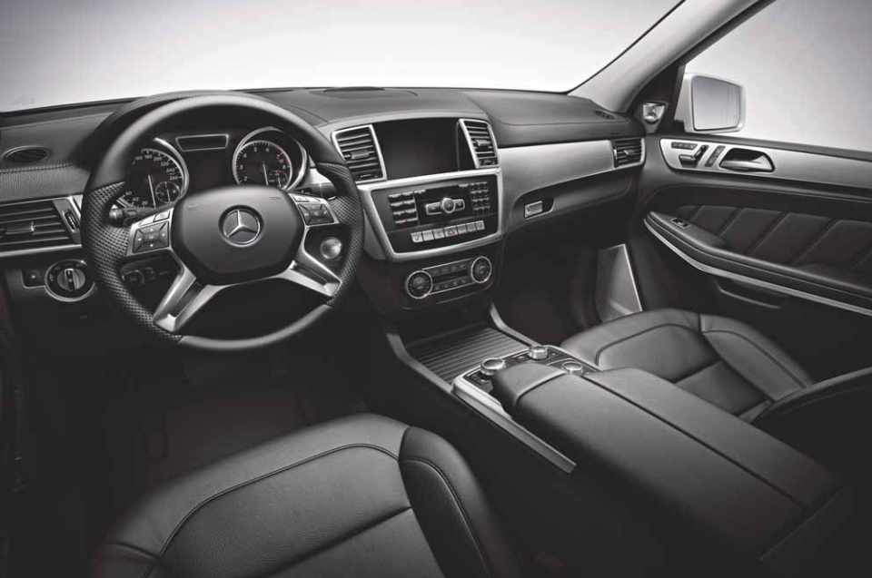 Mercedes GL X166 Interior 