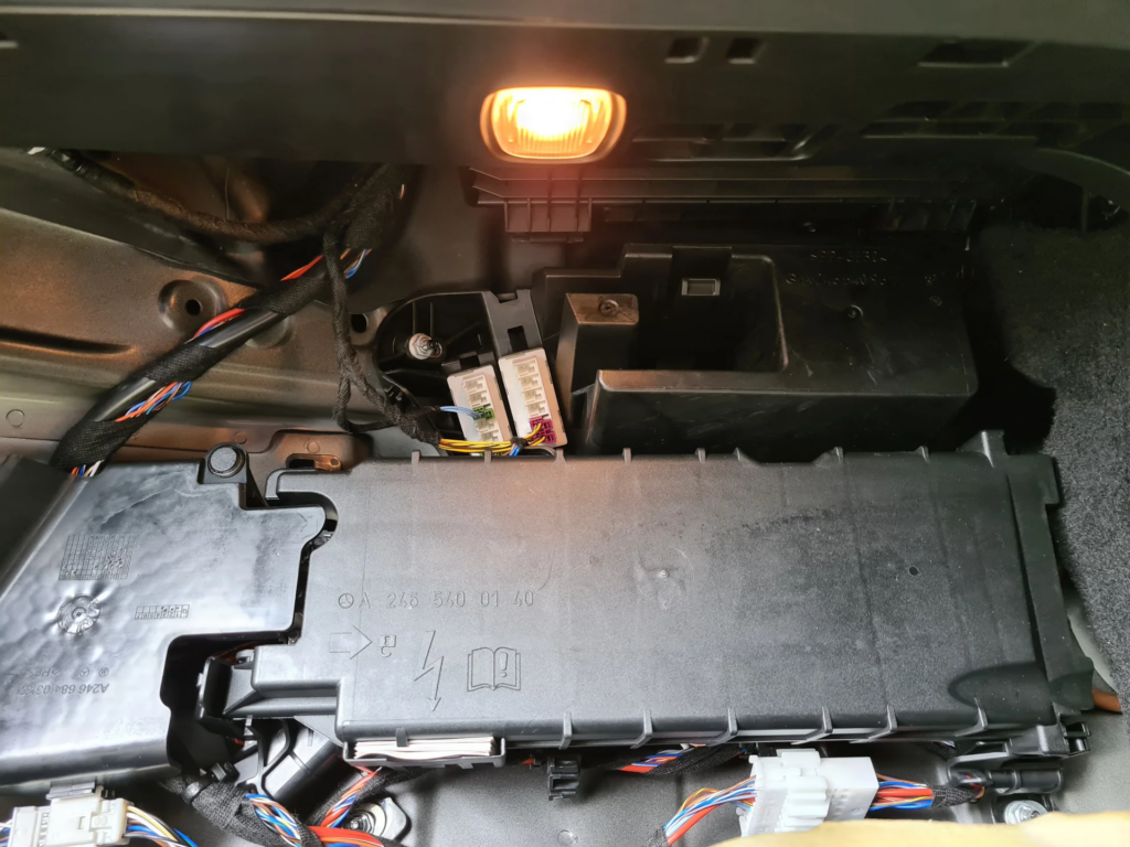 Auxiliary Battery Malfunction Mercedes