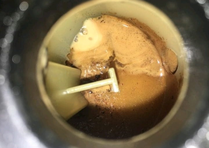 Oil Mixing With Coolant