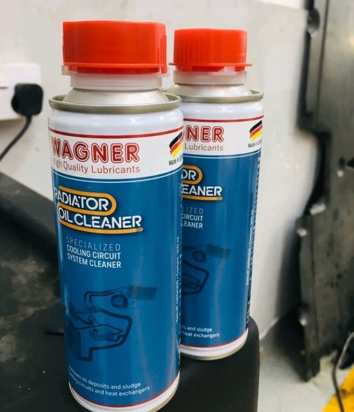 Radiator oil cleaner