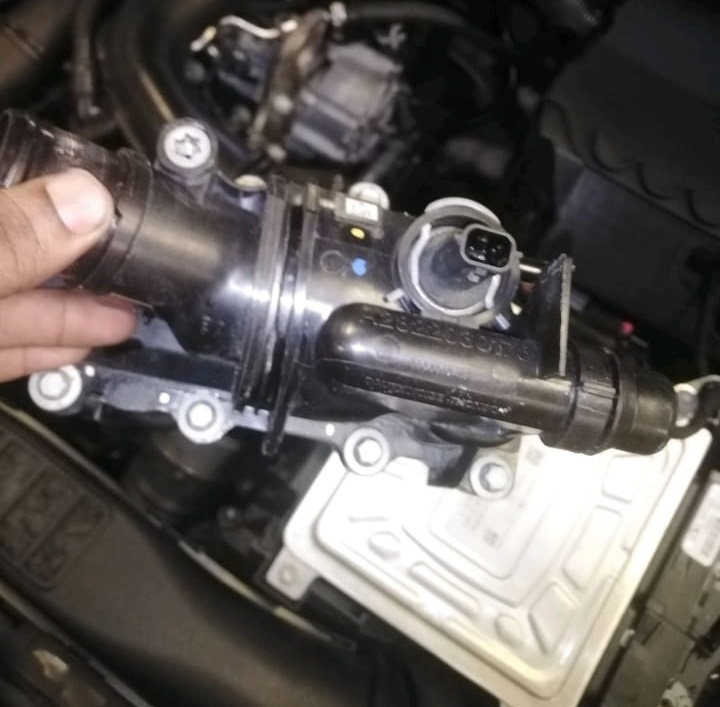 Mercedes Check Coolant Level