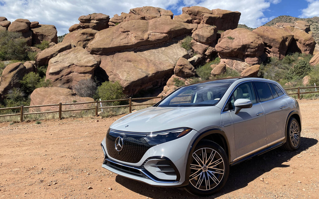 Mercedes EQS SUV