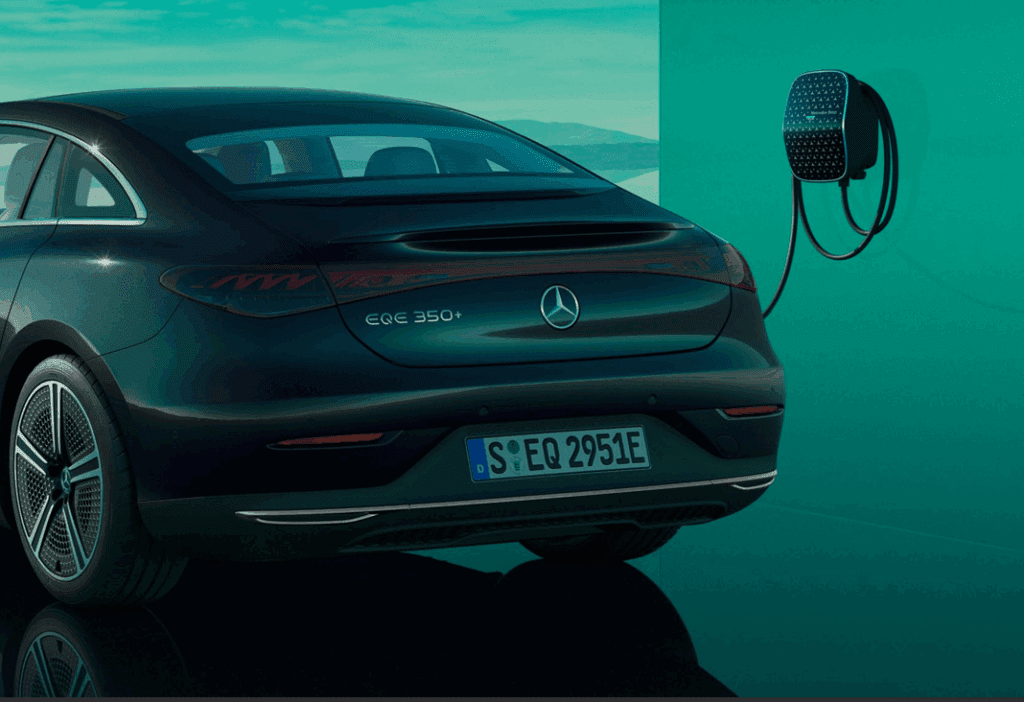 Mercedes EQE
