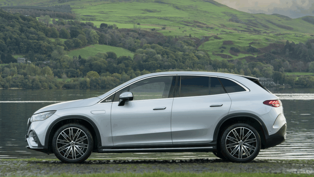 Mercedes EQE SUV