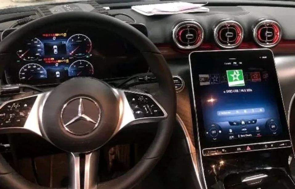 Mercedes Display and Camera Faults