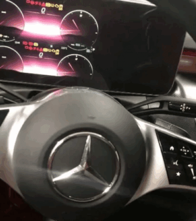 Mercedes Display and Camera Faults